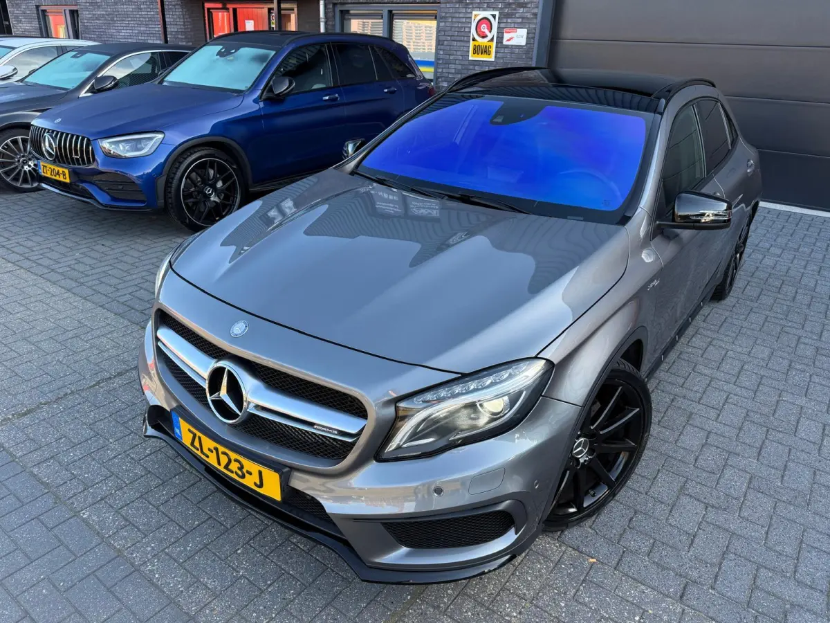 AMG 45 4MATIC | PANO | XENON | CRUISE | CAMERA | MEMORY | NAVI | LMV | HARMAN KARDON |