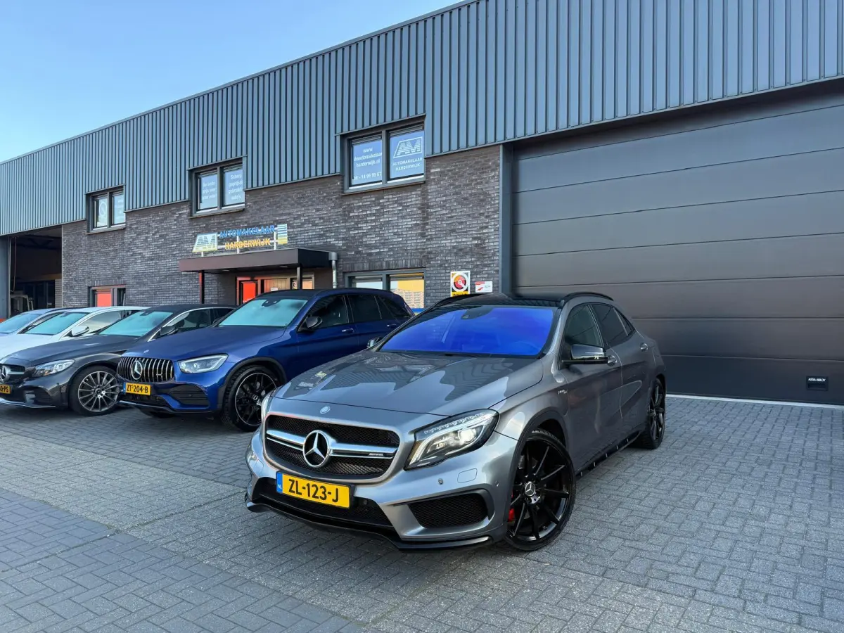 AMG 45 4MATIC | PANO | XENON | CRUISE | CAMERA | MEMORY | NAVI | LMV | HARMAN KARDON |