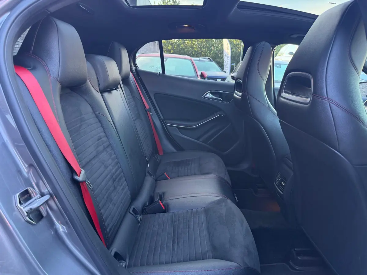 AMG 45 4MATIC | PANO | XENON | CRUISE | CAMERA | MEMORY | NAVI | LMV | HARMAN KARDON |