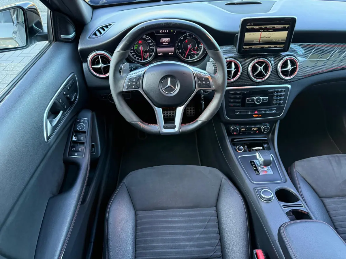 AMG 45 4MATIC | PANO | XENON | CRUISE | CAMERA | MEMORY | NAVI | LMV | HARMAN KARDON |