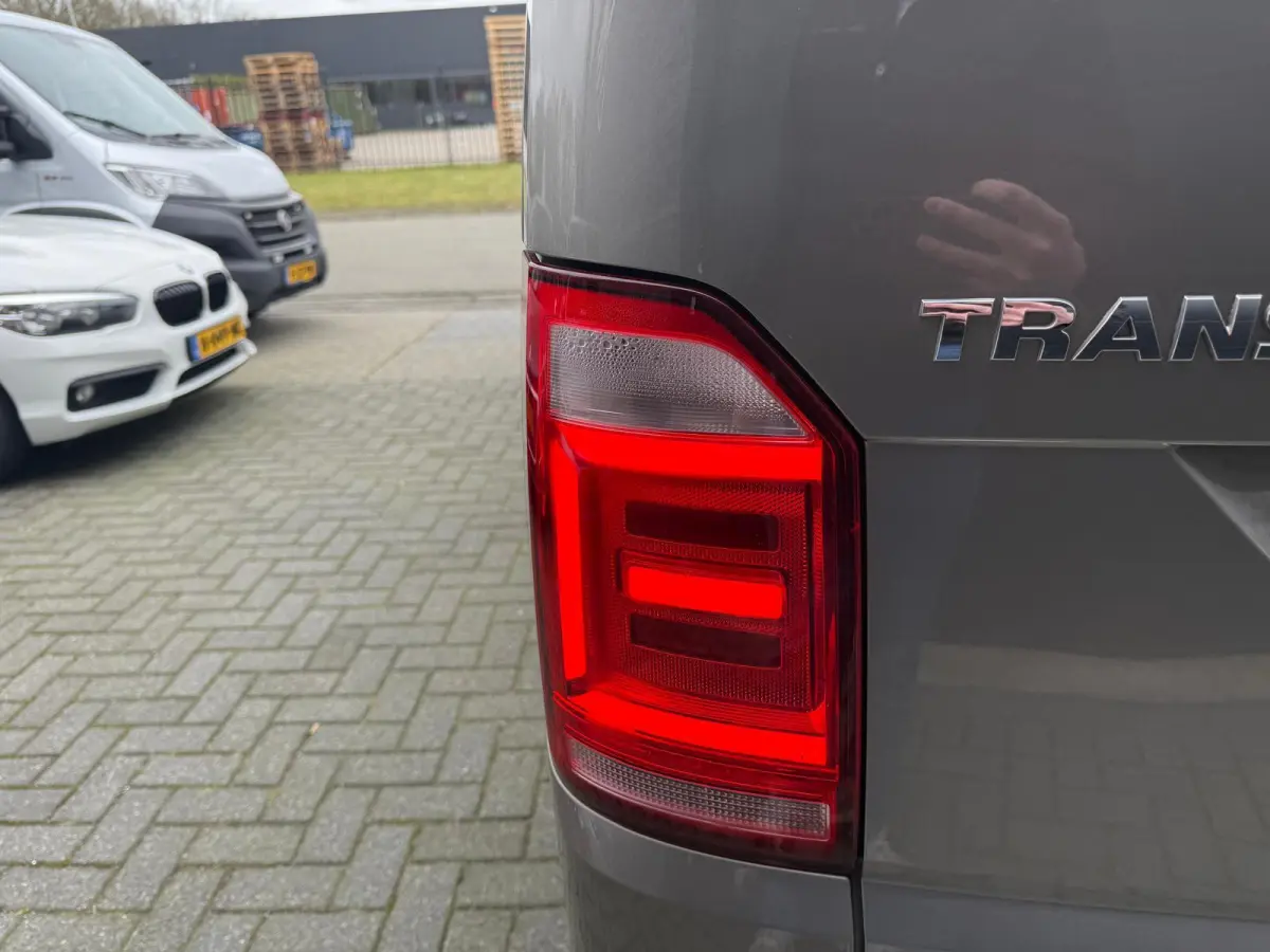 2.0 TDI L2H1 DC Highline | 2E EIGENAAR | NW DISTR RIEM | NAVI | CAMERA | CRUISE |AIRCO |
