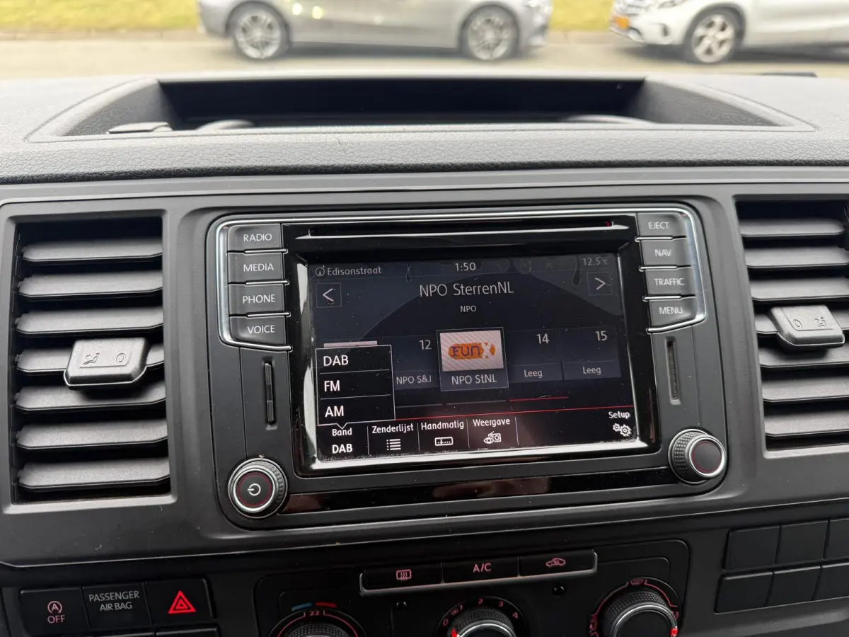 2.0 TDI L2H1 DC Highline | 2E EIGENAAR | NW DISTR RIEM | NAVI | CAMERA | CRUISE |AIRCO |