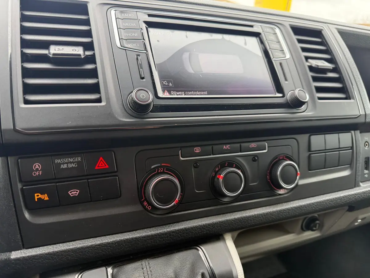 2.0 TDI L2H1 DC Highline | 2E EIGENAAR | NW DISTR RIEM | NAVI | CAMERA | CRUISE |AIRCO |