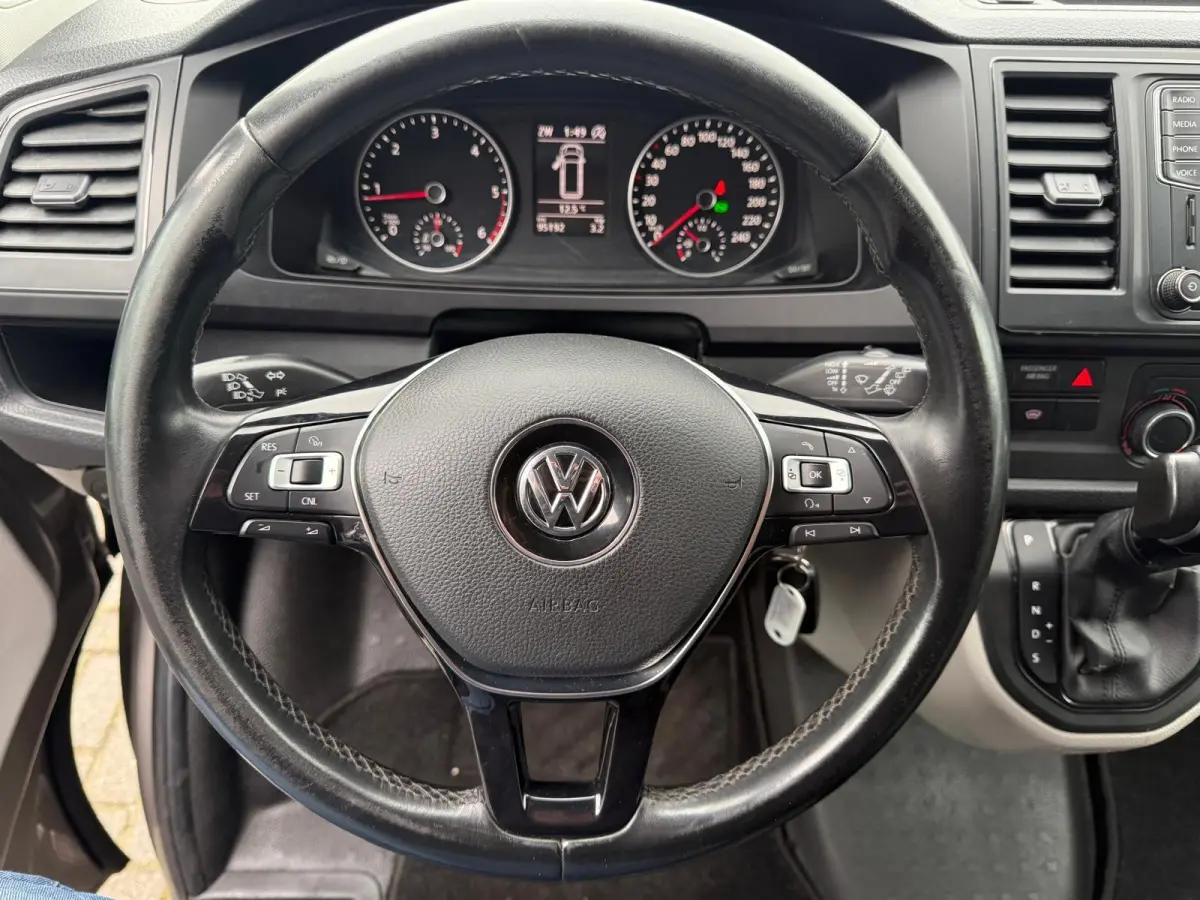 2.0 TDI L2H1 DC Highline | 2E EIGENAAR | NW DISTR RIEM | NAVI | CAMERA | CRUISE |AIRCO |