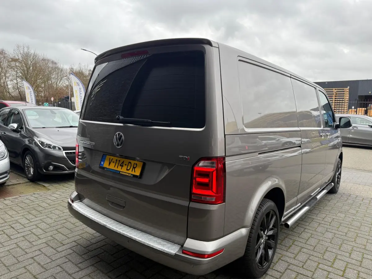 2.0 TDI L2H1 DC Highline | 2E EIGENAAR | NW DISTR RIEM | NAVI | CAMERA | CRUISE |AIRCO |