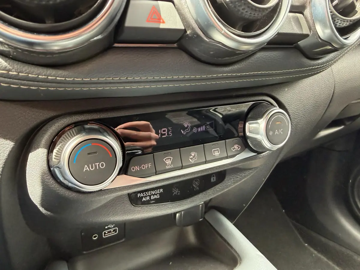 1.0 DIG-T N-Connecta | 2E EIGENAAR | 3/6/12MND GARANTIE | 19INCH | NAVI | LED | CARPLAY | CRUISE |