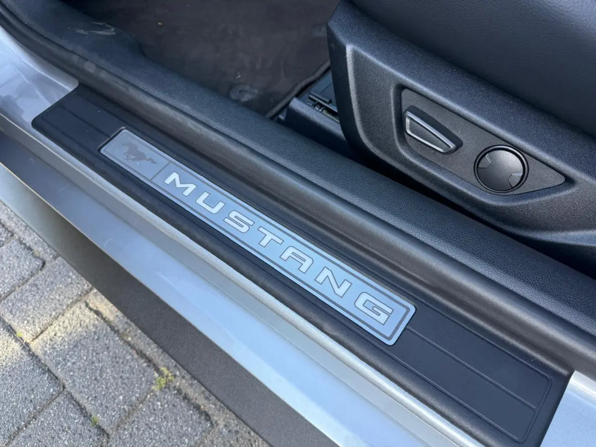 5.0 V8 | 1E EIGENAAR | 3/6/12MND GARANTIE| AUTOMAAT | LED | DAB | ACC | CARPLAY | CLIMA |