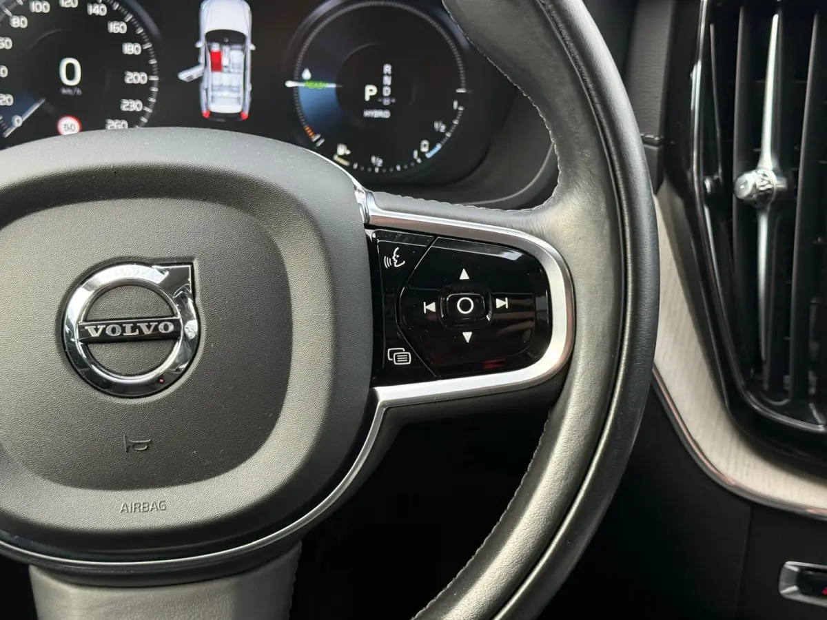 2.0 T8 Plug-in hybrid AWD Inscription Exclusive | 1E EIGENAAR | 3/6/12 MND GARANTIE | PANO | LED | ACC | DAB | CARPLAY | TREKHAAK | STOELKOELING |