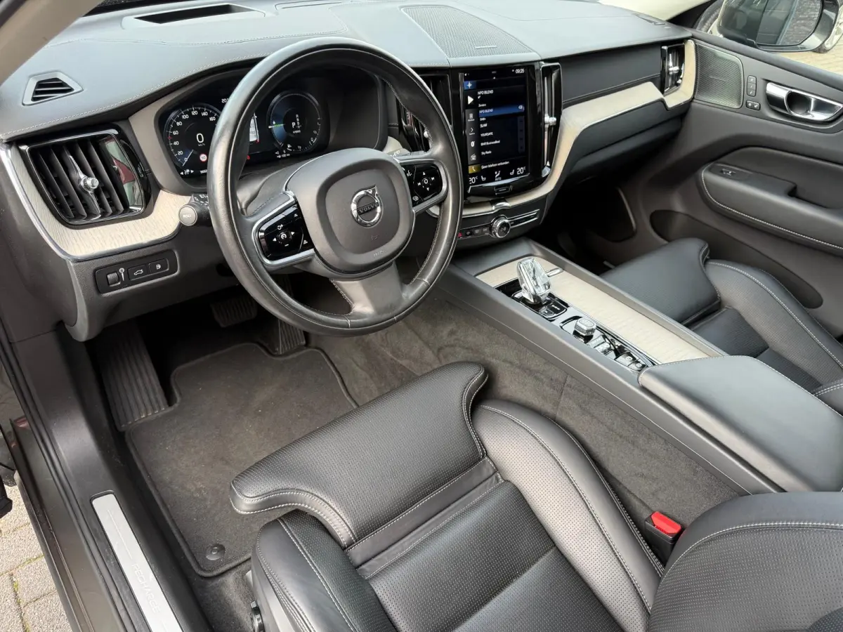 2.0 T8 Plug-in hybrid AWD Inscription Exclusive | 1E EIGENAAR | 3/6/12 MND GARANTIE | PANO | LED | ACC | DAB | CARPLAY | TREKHAAK | STOELKOELING |