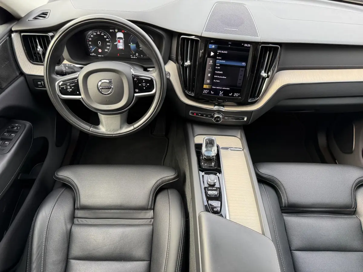 2.0 T8 Plug-in hybrid AWD Inscription Exclusive | 1E EIGENAAR | 3/6/12 MND GARANTIE | PANO | LED | ACC | DAB | CARPLAY | TREKHAAK | STOELKOELING |