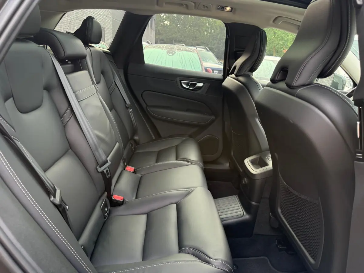 2.0 T8 Plug-in hybrid AWD Inscription Exclusive | 1E EIGENAAR | 3/6/12 MND GARANTIE | PANO | LED | ACC | DAB | CARPLAY | TREKHAAK | STOELKOELING |