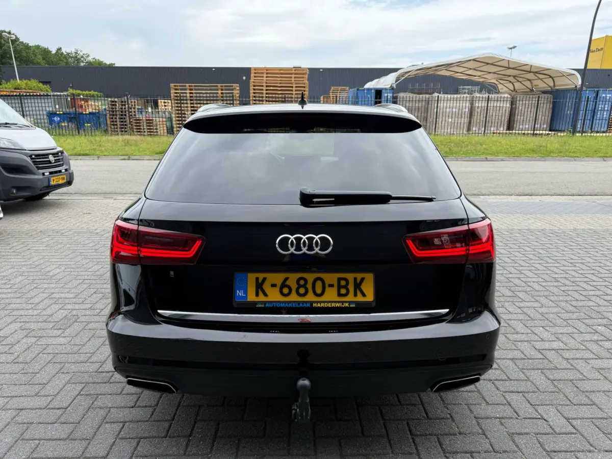 1.8 TFSI ultra Premium Edition | 1E EIGENAAR | 3/6/12MND GARANTIE | ACC | DODE HOEK | LED | STOEL/STUUR VERWM. | DAB | NAVI | TREKHAAK |