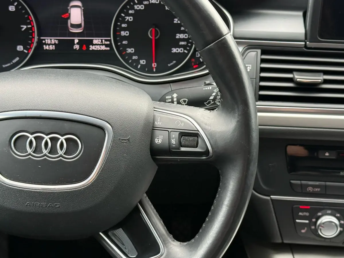 1.8 TFSI ultra Premium Edition | 1E EIGENAAR | 3/6/12MND GARANTIE | ACC | DODE HOEK | LED | STOEL/STUUR VERWM. | DAB | NAVI | TREKHAAK |