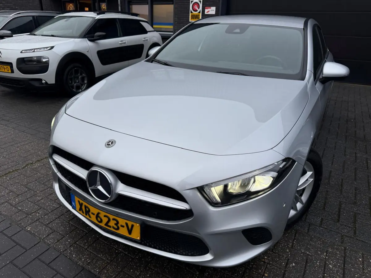 180 Business Solution | 3/6/12MND GARANTIE | NAVIGATIE | CRUISE |LED | DAB | PDC | LMV | GOED ONDERHOUDEN |