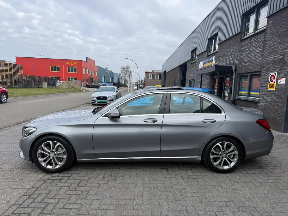 350 e Lease Edition | 2E EIGENAAR | 3/6/12MND GARANTIE | PANO | LED | NAVI | CRUISE | HEAD-UP | TREKHAAK