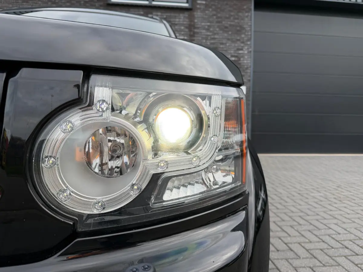 3.0 SDV6 Black&White | 3E EIGENAAR | 3/6/12MND GARANTIE | AUTOMAAT | PANO | 7PERS | LUCHTVERING | TREKHAAK | XENON | GOED ONDERHOUDEN |
