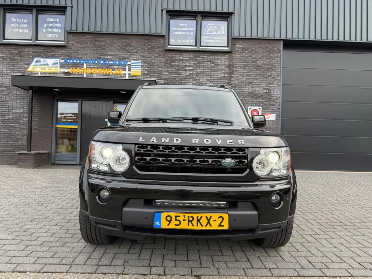 3.0 SDV6 Black&White | 3E EIGENAAR | 3/6/12MND GARANTIE | AUTOMAAT | PANO | 7PERS | LUCHTVERING | TREKHAAK | XENON | GOED ONDERHOUDEN |