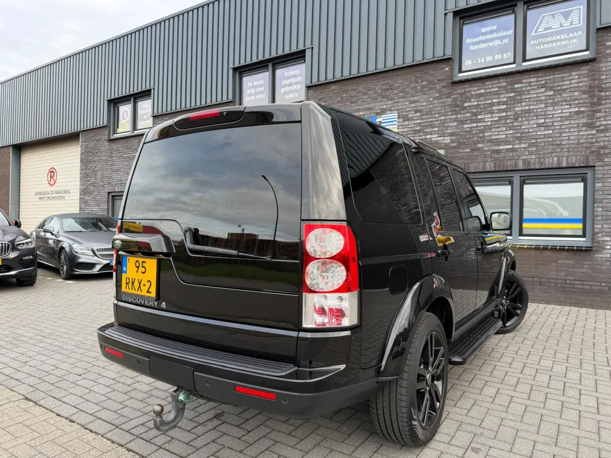 3.0 SDV6 Black&White | 3E EIGENAAR | 3/6/12MND GARANTIE | AUTOMAAT | PANO | 7PERS | LUCHTVERING | TREKHAAK | XENON | GOED ONDERHOUDEN |