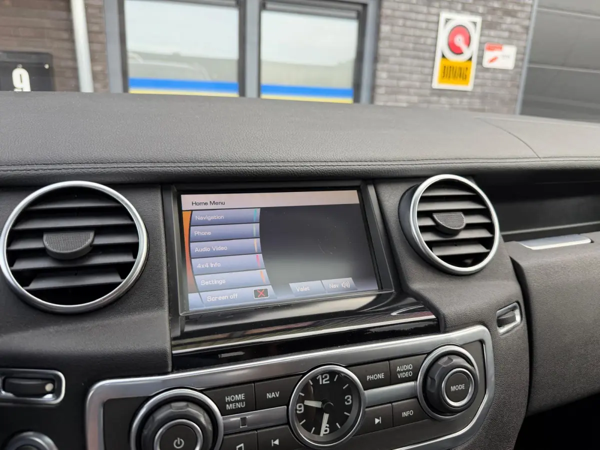 3.0 SDV6 Black&White | 3E EIGENAAR | 3/6/12MND GARANTIE | AUTOMAAT | PANO | 7PERS | LUCHTVERING | TREKHAAK | XENON | GOED ONDERHOUDEN |
