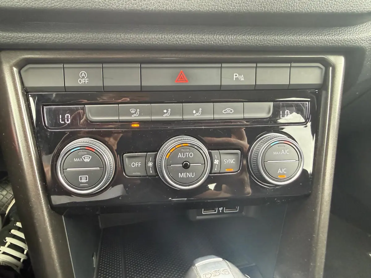 1.5 TSI Style | 1E EIGENAAR | 3/6/12 MND GARANTIE | AUTOMAAT | ACC | NAVI | CARPLAY | DAB | LMV |