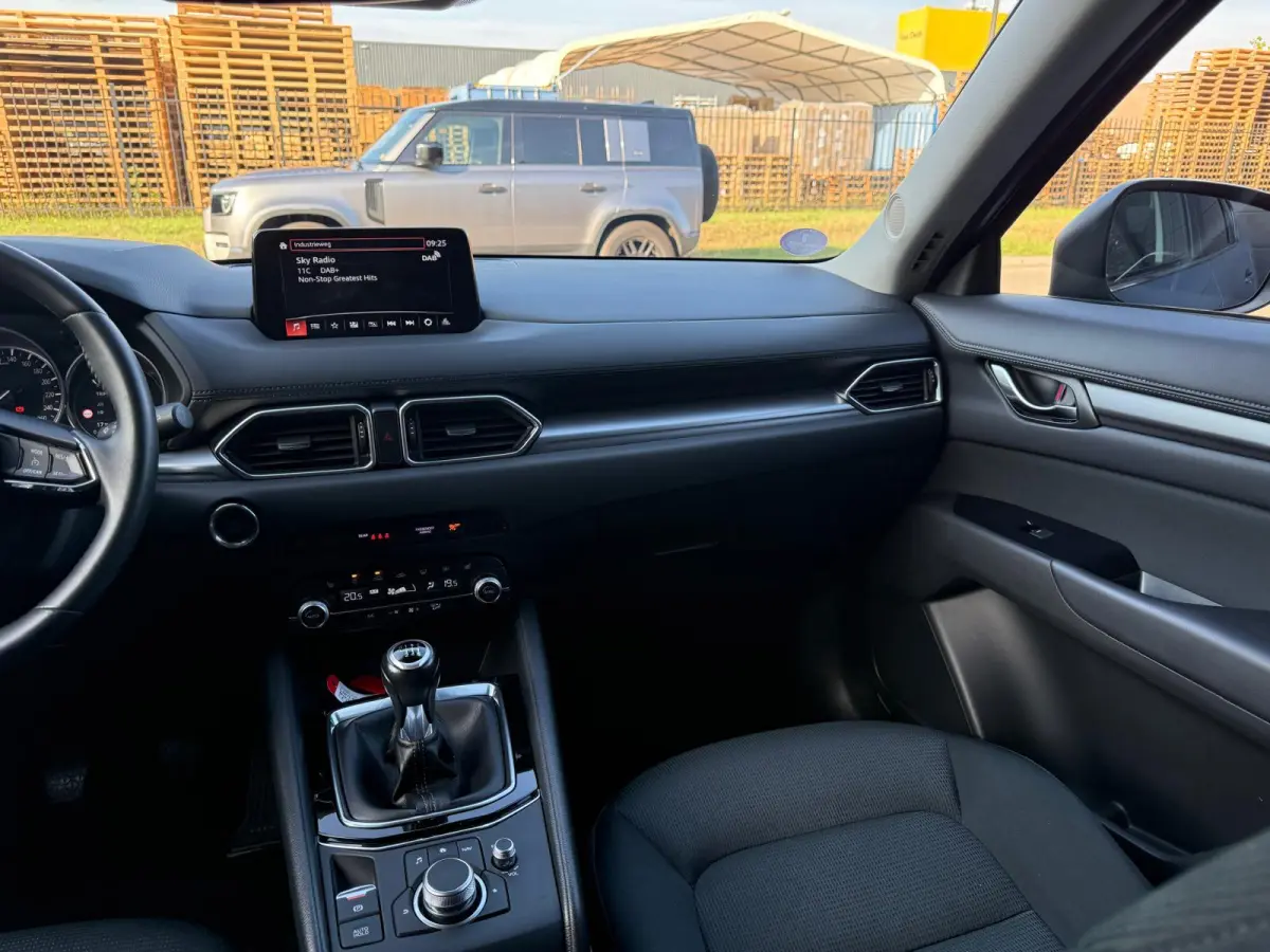 2.0 SkyActiv-G 165 Comfort | 2E EIGENAAR | 3/6/12MND GARANTIE | DAB | LED | STOEL/STUUR VERW. | CARPLAY | NAVI | CAMERA |