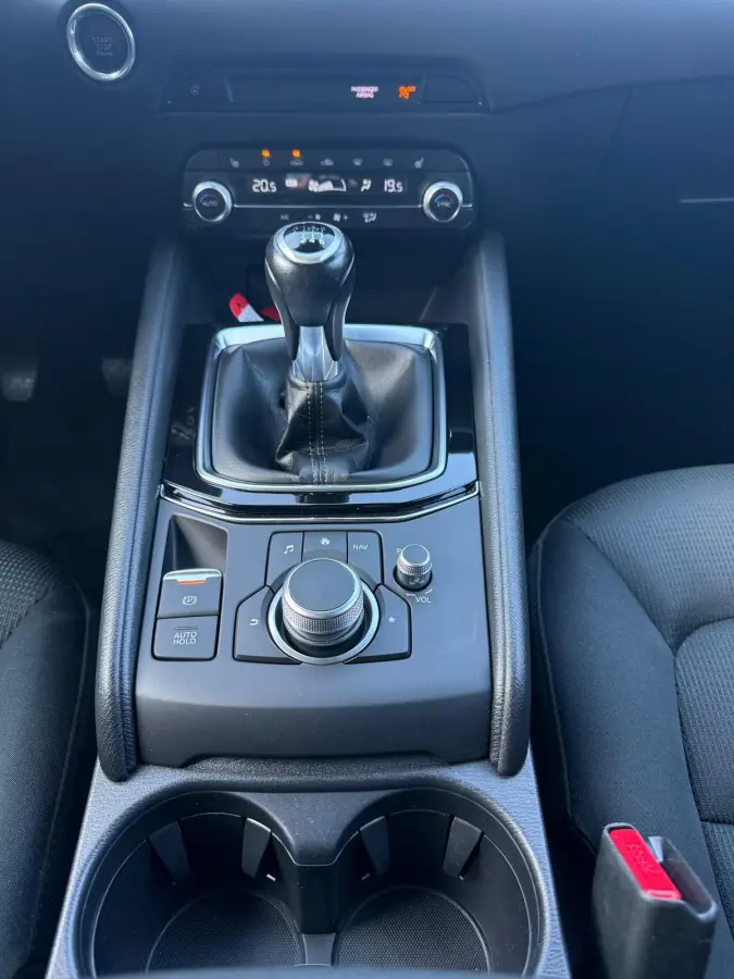 2.0 SkyActiv-G 165 Comfort | 2E EIGENAAR | 3/6/12MND GARANTIE | DAB | LED | STOEL/STUUR VERW. | CARPLAY | NAVI | CAMERA |