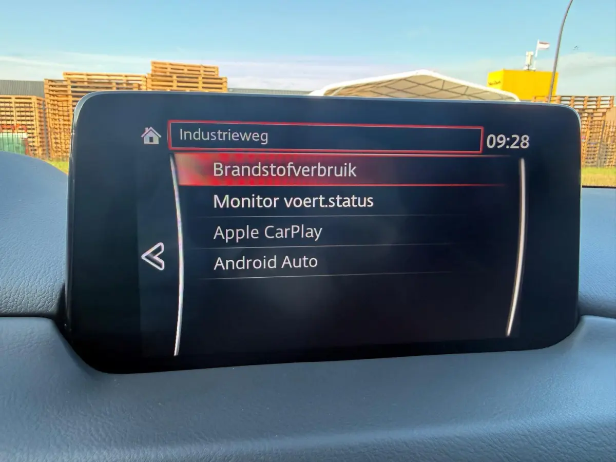 2.0 SkyActiv-G 165 Comfort | 2E EIGENAAR | 3/6/12MND GARANTIE | DAB | LED | STOEL/STUUR VERW. | CARPLAY | NAVI | CAMERA |