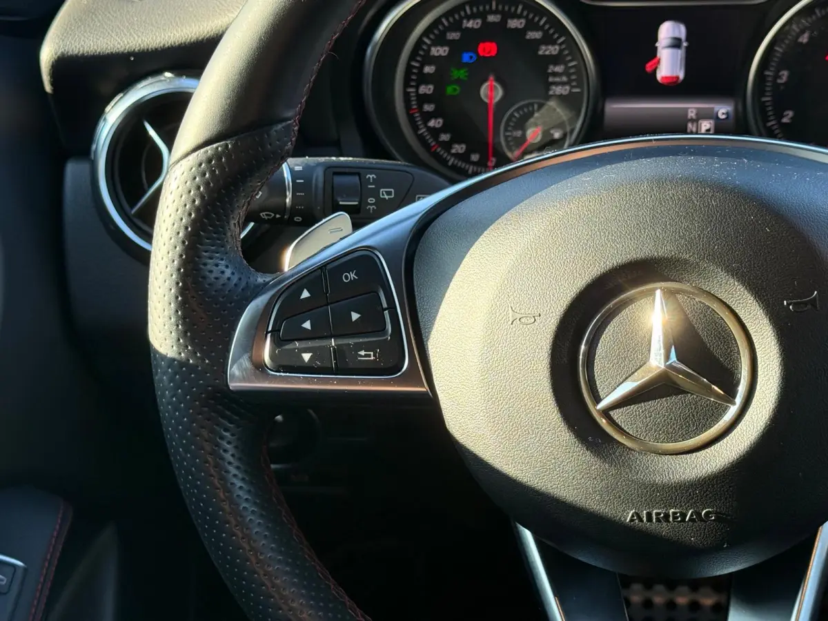 180 Business Solution AMG | 2E EIGENAAR | 3/6/12MND GARANTIE | LED | CARPLAY | CRUISE | AUTOMAAT | STOELVERWARMING |