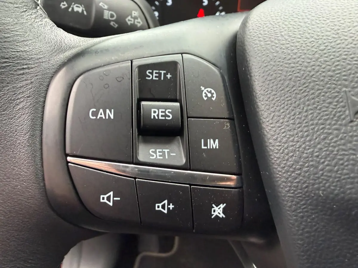 1.0 EcoBoost Titanium | 2E EIGENAAR | 3/6 OF 12 MND GARANTIE | CAMERA | PANO DAK | TREKHAAK | CARPLAY |