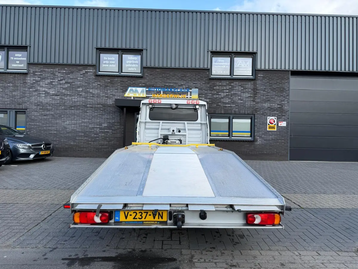 35H 2.3 MultiJet L4H1 | 2E EIGENAAR | KEGGER |LUCHTVERING | TACHNO | CRUISE | CARPLAY | NAVI | CLIMMA | LED | LIER |