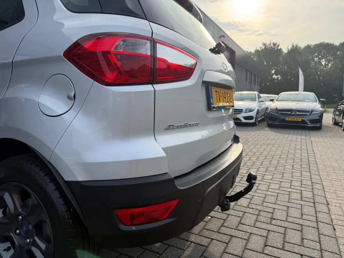 1.0 EcoBoost Trend Ultimate | 1E EIGENAAR | 3/6/12 MND GARANTIE | 48,747KM | NAVI | AIRCO | CRUISE | LMV | TREKHAAK |