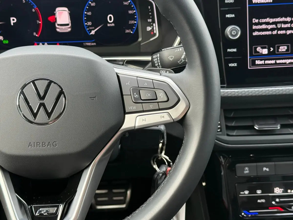 1.0 TSI R-Line | 1E EIGENAAR | 3/6/12MND GARANTIE| AUTOMAAT | LED | CARPLAY | DIGITAAL COCKPIT | DAB | CRUISE |