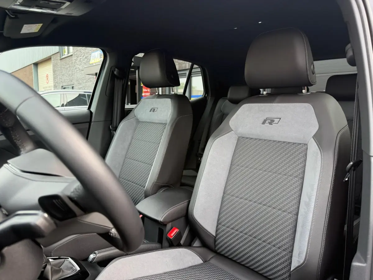 1.0 TSI R-Line | 1E EIGENAAR | 3/6/12MND GARANTIE| AUTOMAAT | LED | CARPLAY | DIGITAAL COCKPIT | DAB | CRUISE |