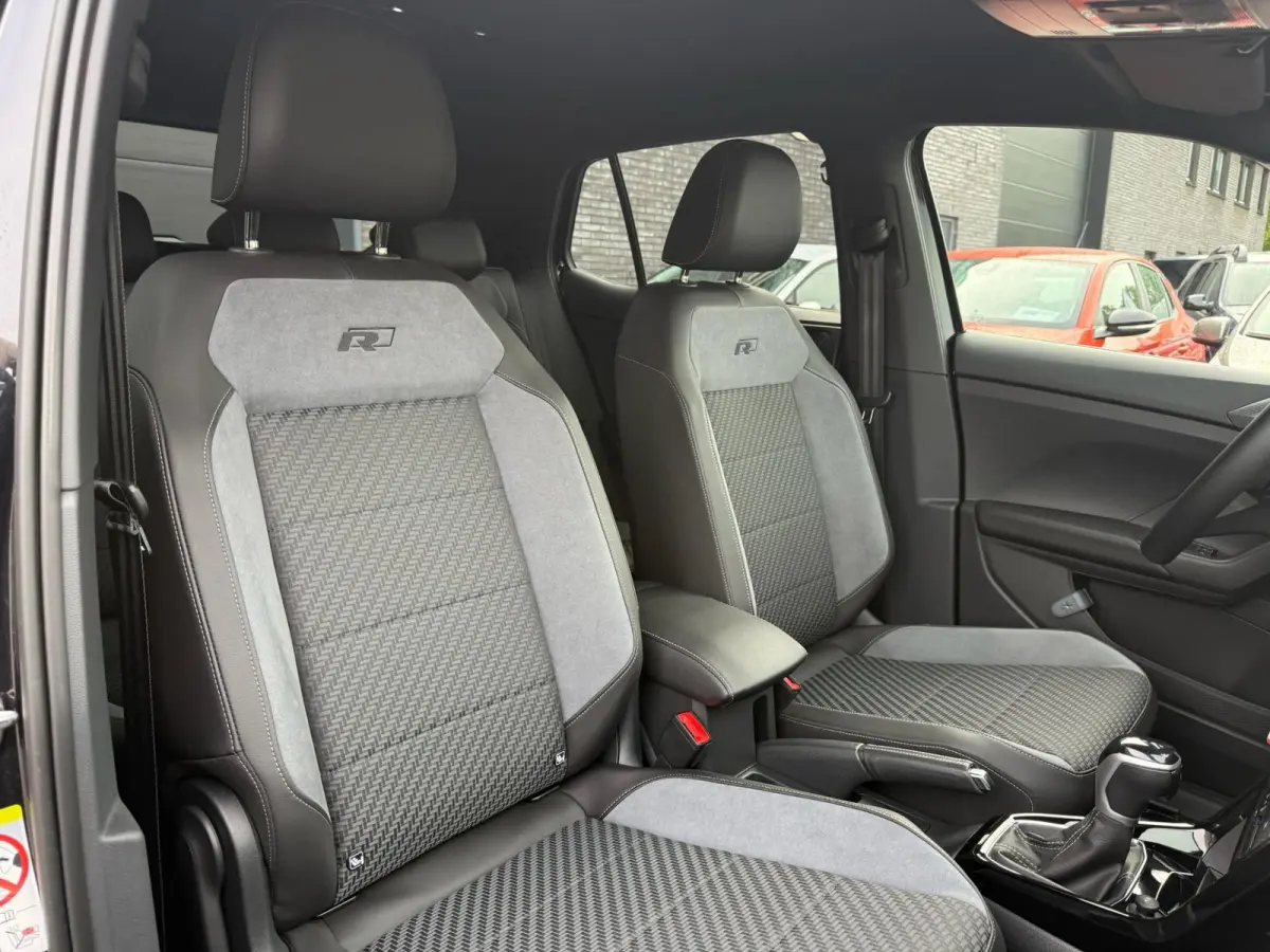 1.0 TSI R-Line | 1E EIGENAAR | 3/6/12MND GARANTIE| AUTOMAAT | LED | CARPLAY | DIGITAAL COCKPIT | DAB | CRUISE |
