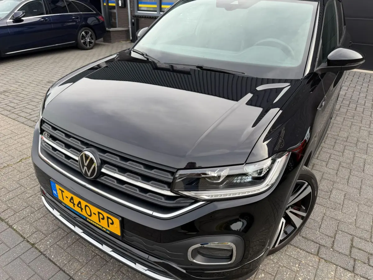 1.0 TSI R-Line | 1E EIGENAAR | 3/6/12MND GARANTIE| AUTOMAAT | LED | CARPLAY | DIGITAAL COCKPIT | DAB | CRUISE |