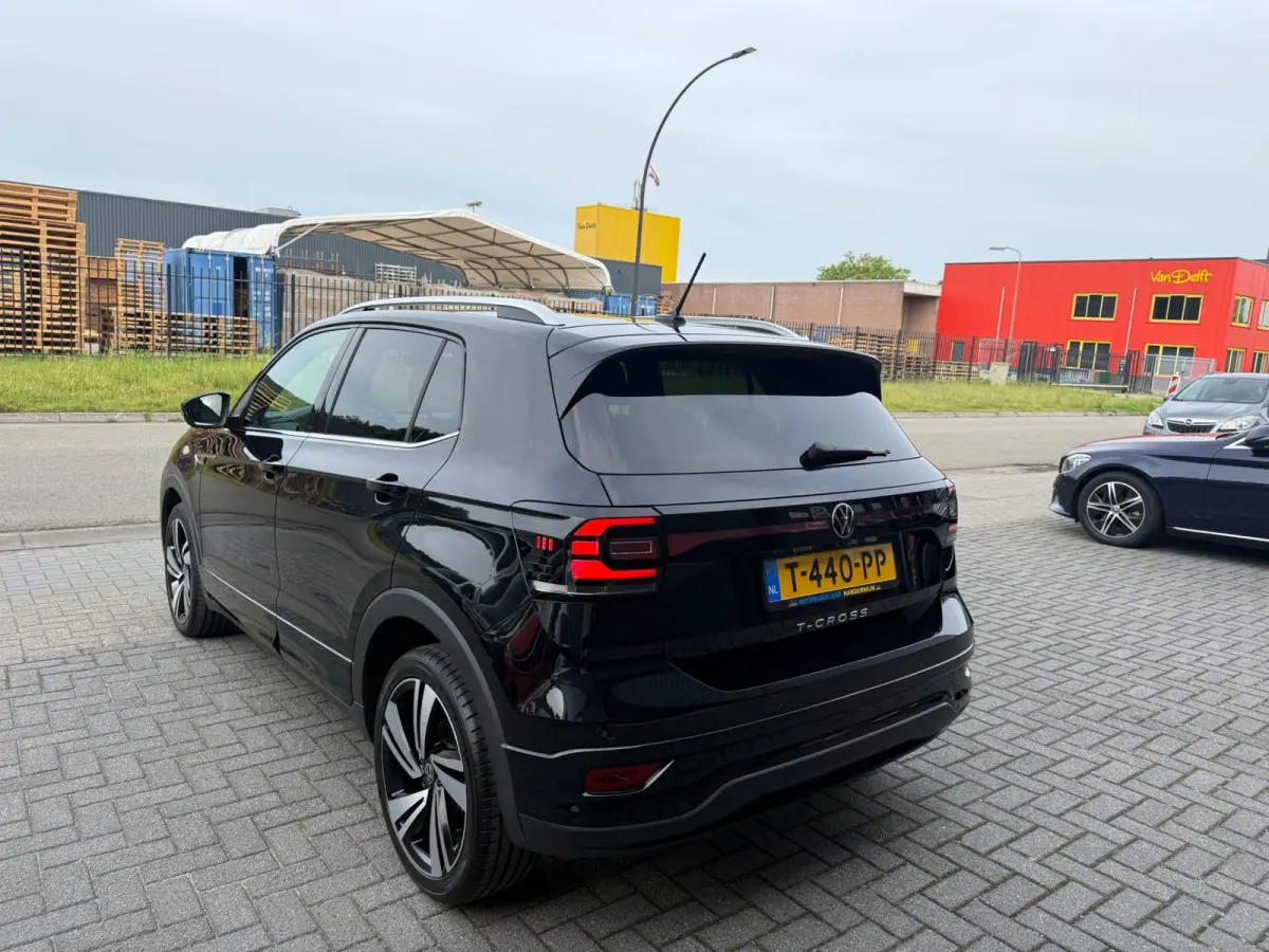 1.0 TSI R-Line | 1E EIGENAAR | 3/6/12MND GARANTIE| AUTOMAAT | LED | CARPLAY | DIGITAAL COCKPIT | DAB | CRUISE |