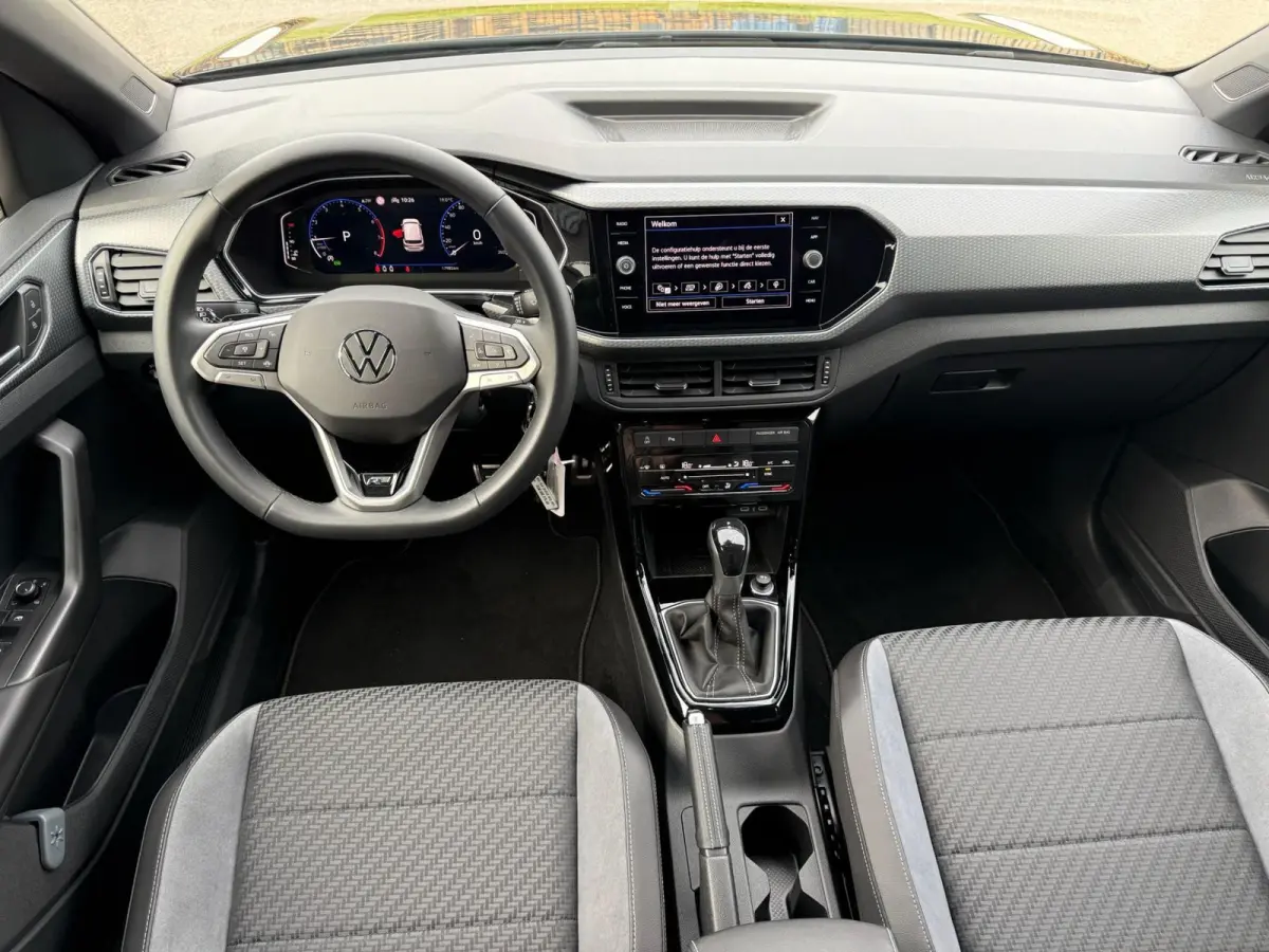 1.0 TSI R-Line | 1E EIGENAAR | 3/6/12MND GARANTIE| AUTOMAAT | LED | CARPLAY | DIGITAAL COCKPIT | DAB | CRUISE |
