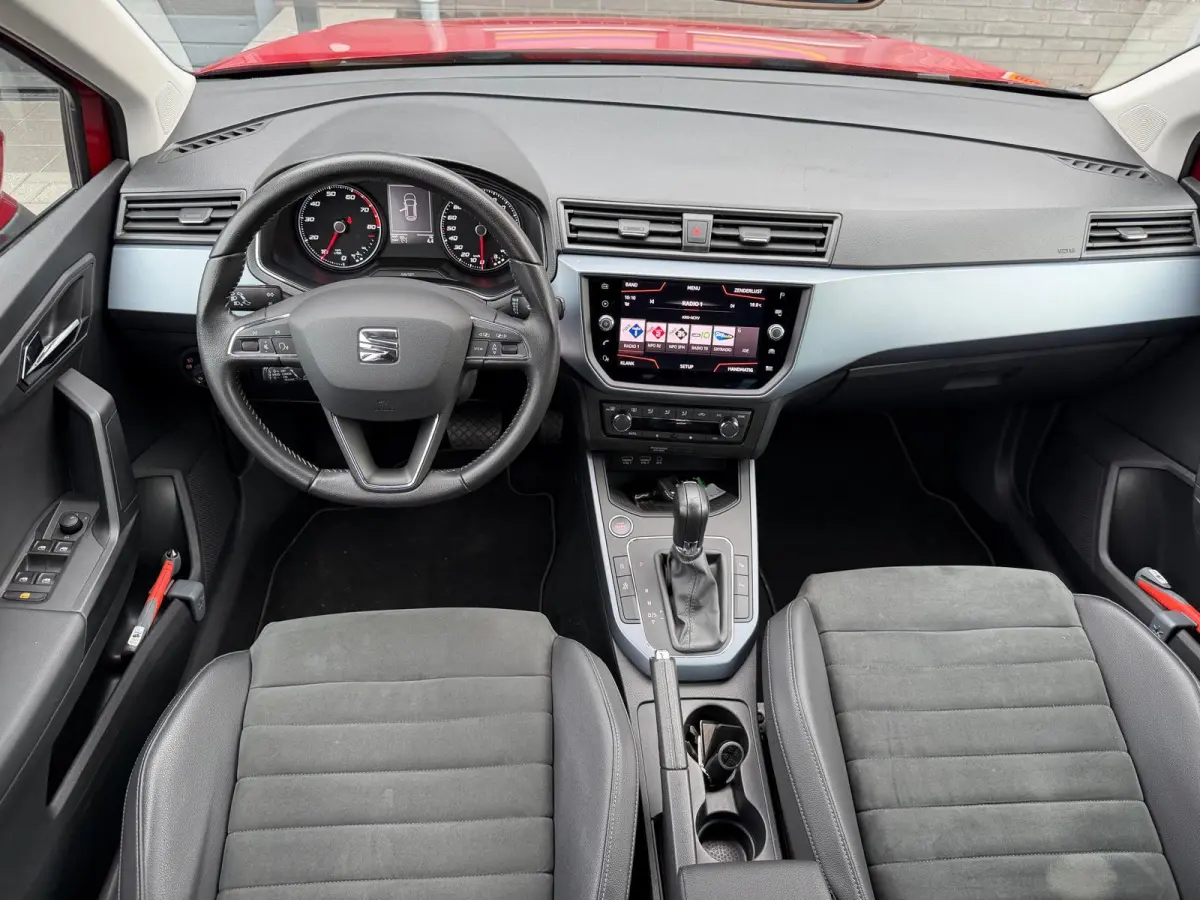 1.0 TSI Style Business Intense | 1E EIGENAAR | 3/6/12 MND GARANTIE | AUTOMAAT | ACC | CARPLAY |