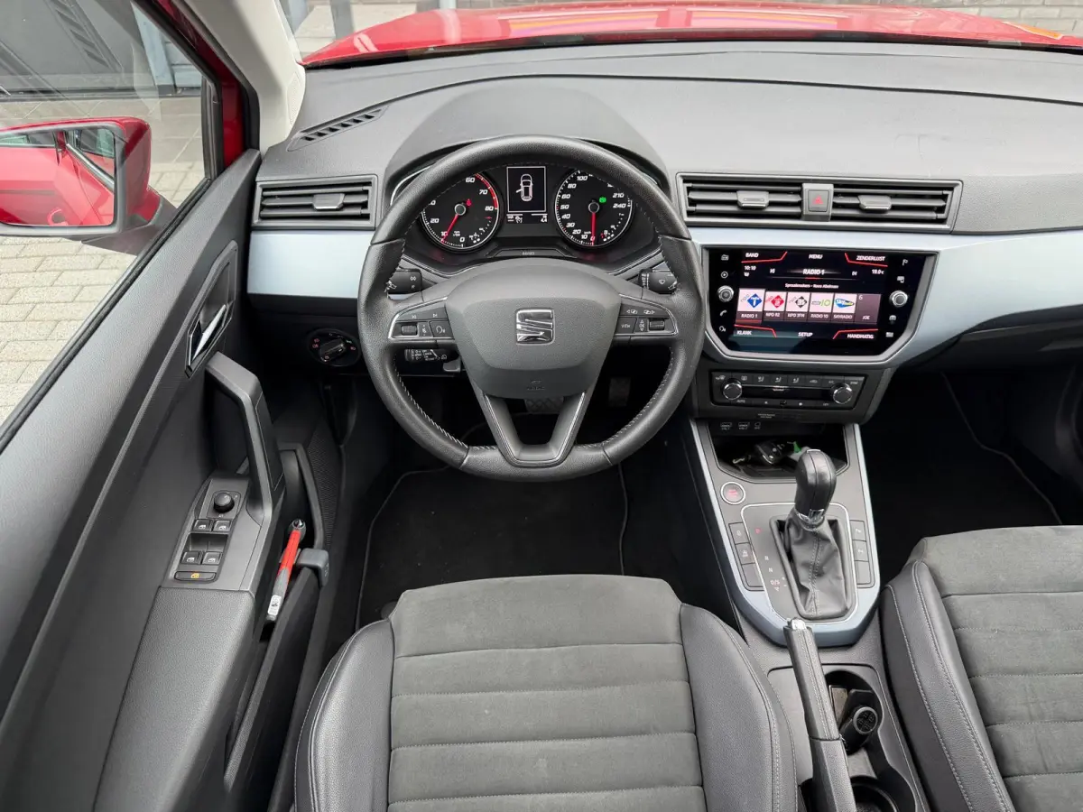 1.0 TSI Style Business Intense | 1E EIGENAAR | 3/6/12 MND GARANTIE | AUTOMAAT | ACC | CARPLAY |