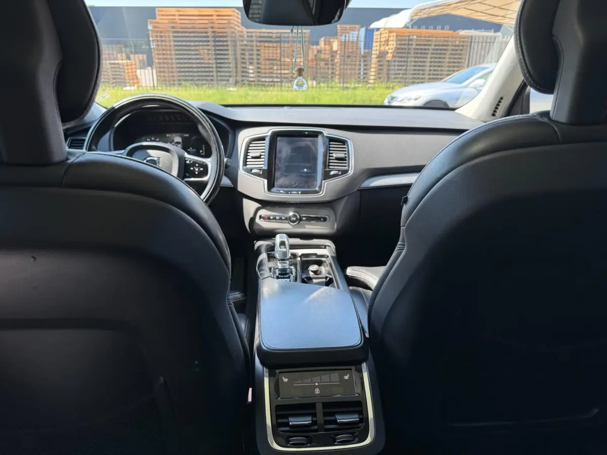 2.0 T8 Twin Engine AWD Inscription |3/6/12MND GARANTIE| NIEUWE APK |  7 PERS |  PANO DAK | LEDER | PANO DAK | CRUISE |