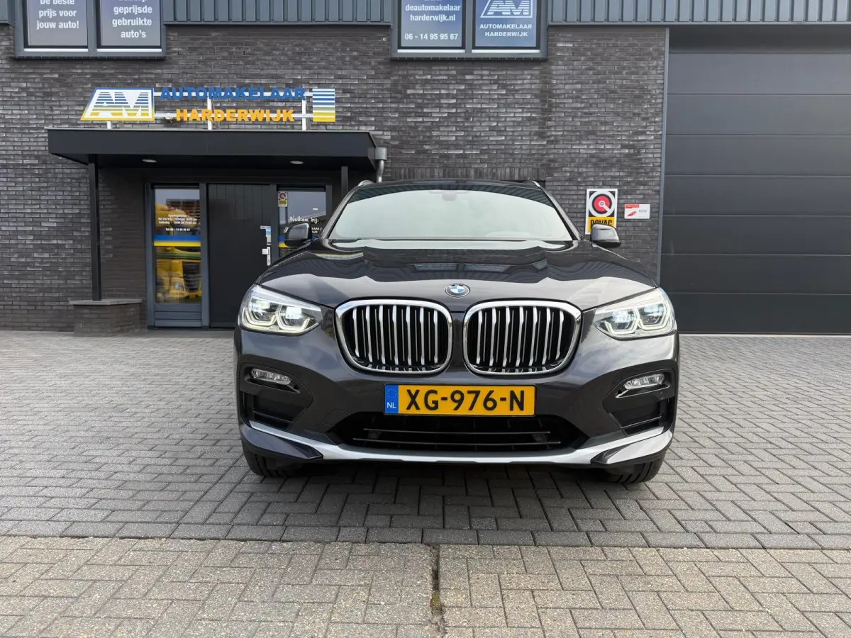 xDrive20i High Executive | 1E EIGENAAR | 3/6/12MND GARANTIE | LED | DAB | CRUISE | TREKHAAK | NAVI | LEDER | HEAD-UP |