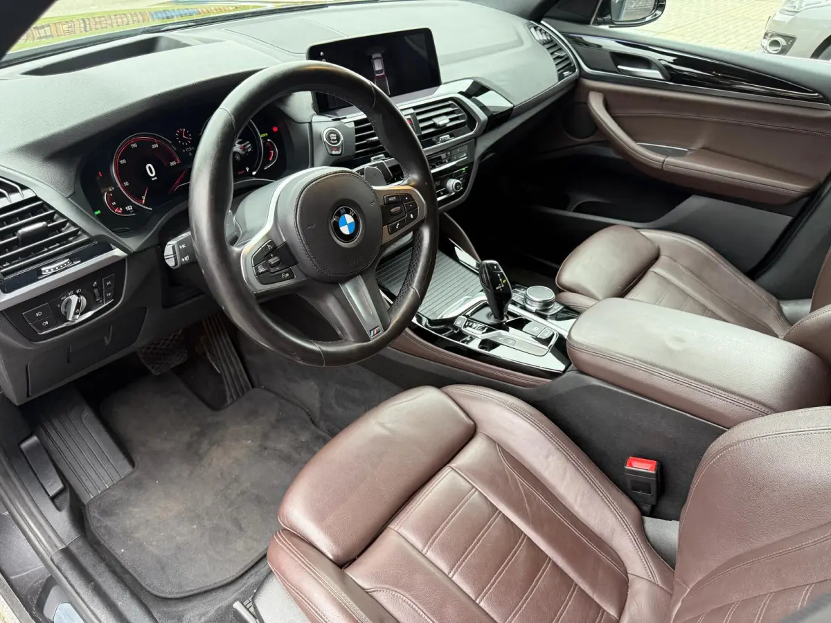 xDrive20i High Executive | 1E EIGENAAR | 3/6/12MND GARANTIE | LED | DAB | CRUISE | TREKHAAK | NAVI | LEDER | HEAD-UP |