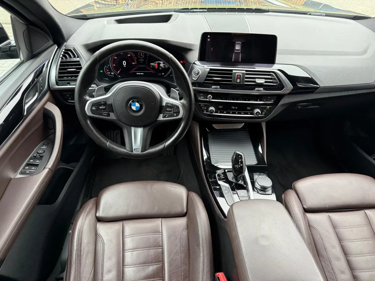 xDrive20i High Executive | 1E EIGENAAR | 3/6/12MND GARANTIE | LED | DAB | CRUISE | TREKHAAK | NAVI | LEDER | HEAD-UP |