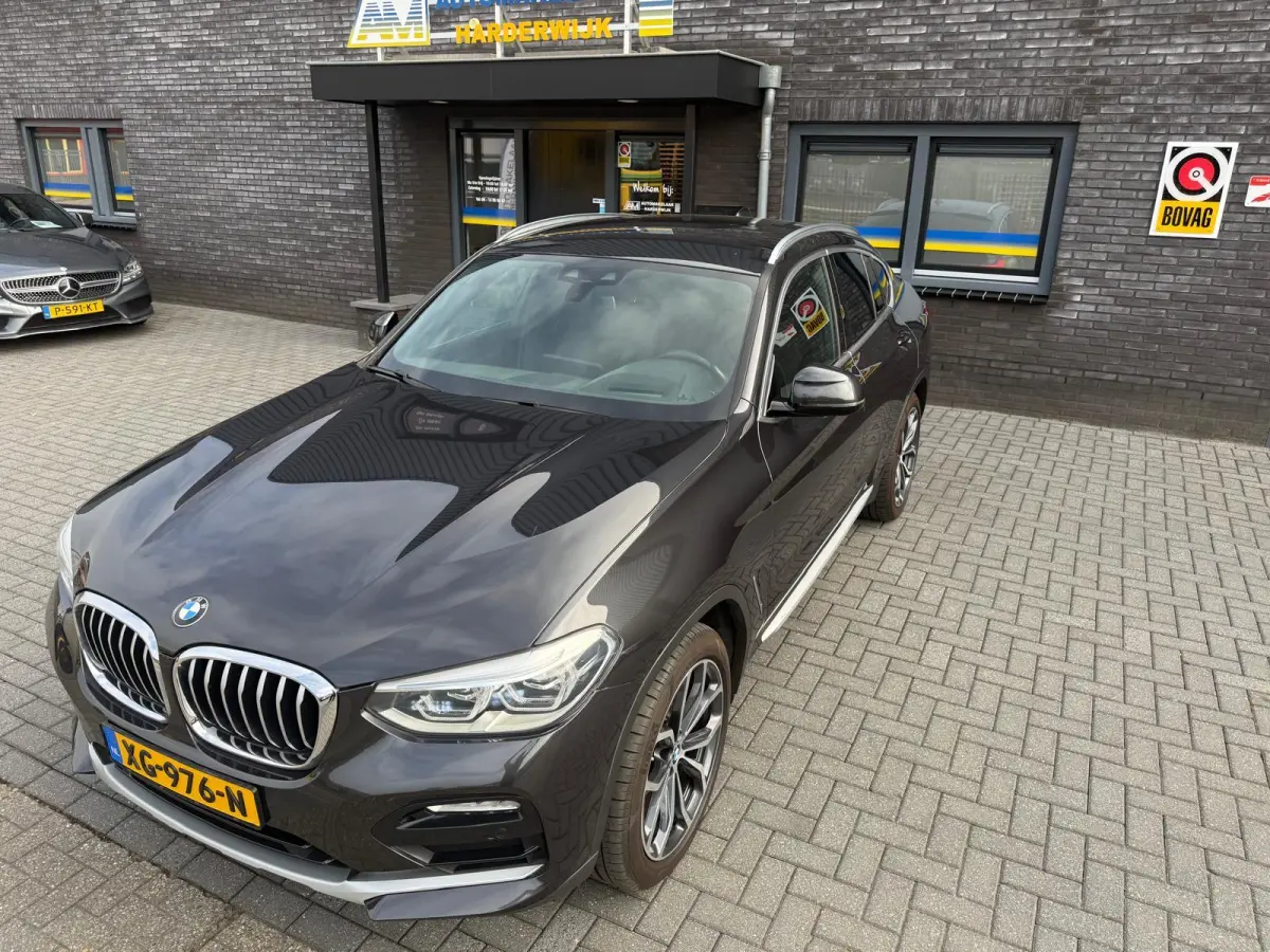 xDrive20i High Executive | 1E EIGENAAR | 3/6/12MND GARANTIE | LED | DAB | CRUISE | TREKHAAK | NAVI | LEDER | HEAD-UP |