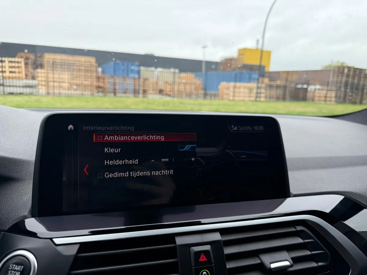 xDrive20i High Executive | 1E EIGENAAR | 3/6/12MND GARANTIE | LED | DAB | CRUISE | TREKHAAK | NAVI | LEDER | HEAD-UP |