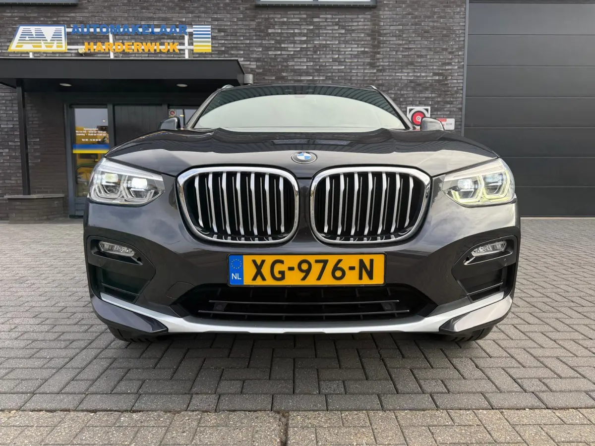 xDrive20i High Executive | 1E EIGENAAR | 3/6/12MND GARANTIE | LED | DAB | CRUISE | TREKHAAK | NAVI | LEDER | HEAD-UP |