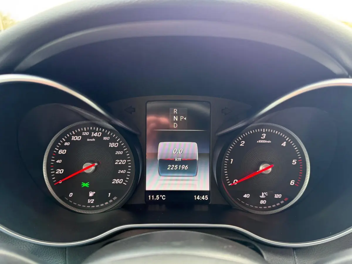 220 d Edition 1 | 1E EIGENAAR | 3/6/12MND GARANTIE | 360 CAMERA | AUTOMAAT | CRUISE | AIRCO | LED | LMV |