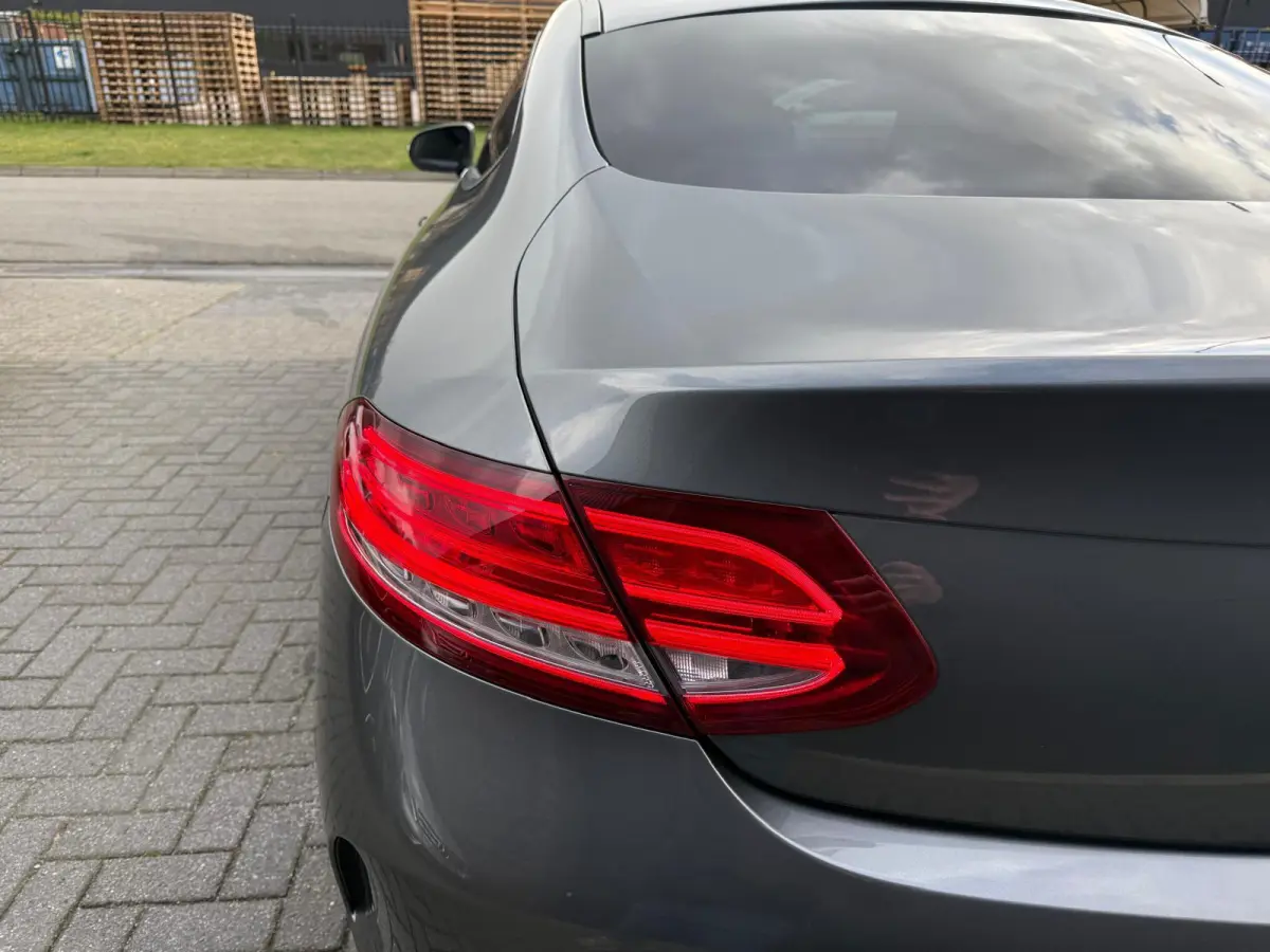 220 d Edition 1 | 1E EIGENAAR | 3/6/12MND GARANTIE | 360 CAMERA | AUTOMAAT | CRUISE | AIRCO | LED | LMV |