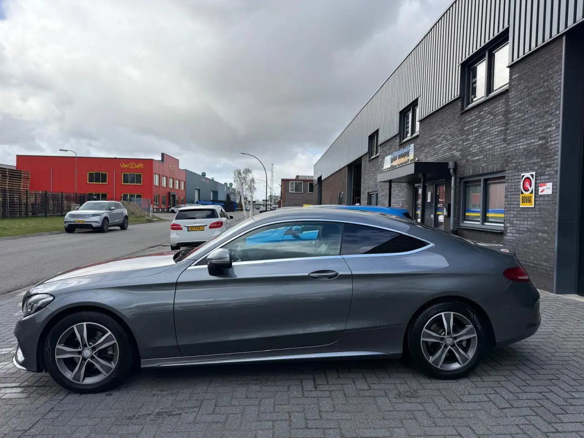 220 d Edition 1 | 1E EIGENAAR | 3/6/12MND GARANTIE | 360 CAMERA | AUTOMAAT | CRUISE | AIRCO | LED | LMV |