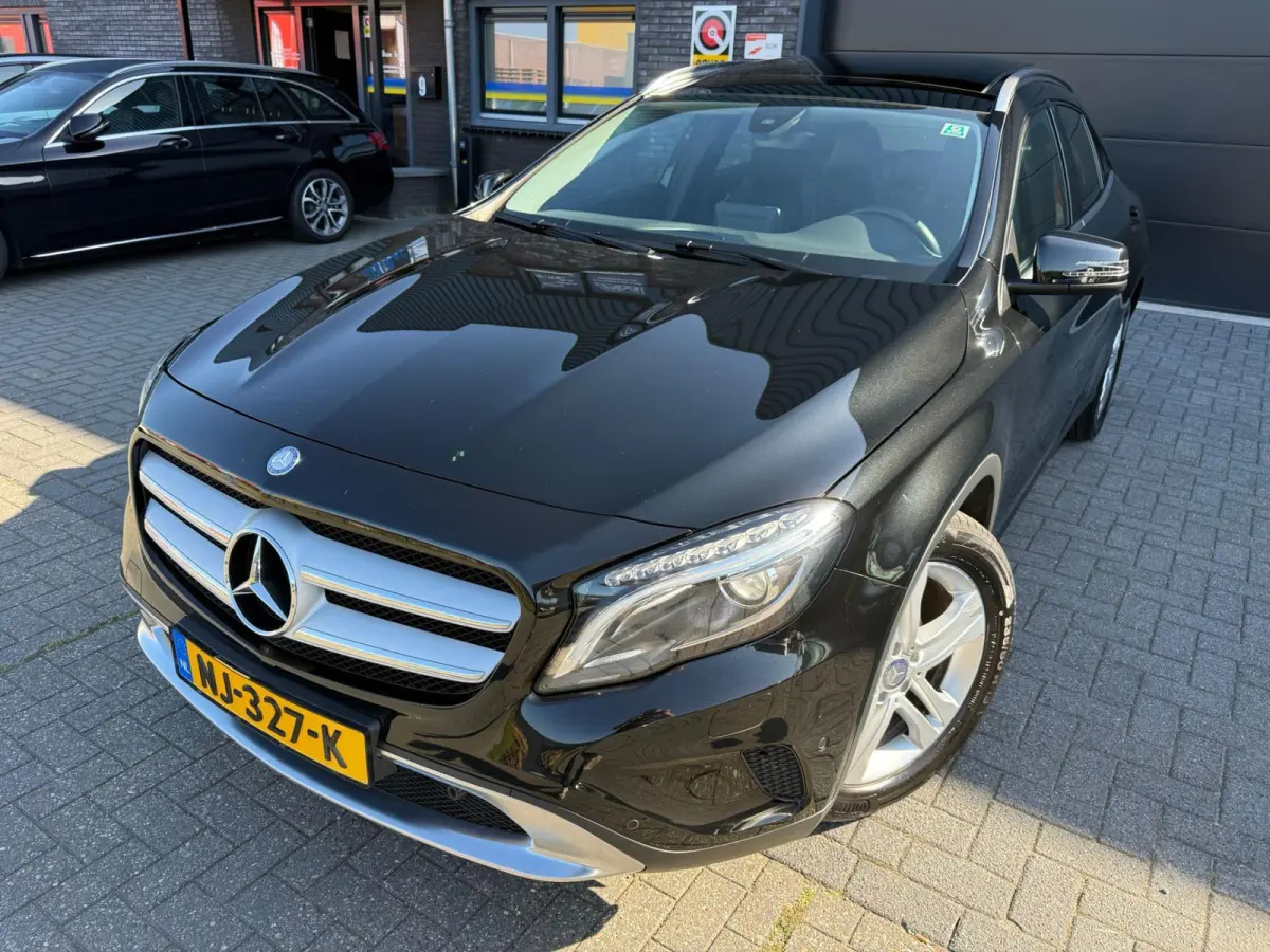 200 Prestige | 1E EIGENAAR | 3/6/12MND GARANTIE| AUTOMAAT | PANO | LED | TREKHAAK | CRUISE | LMV |